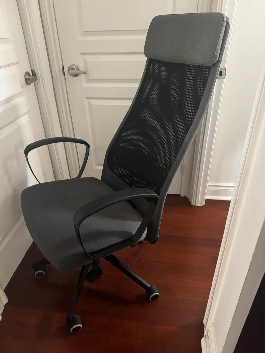 Ergonomic Mesh Back Office Chair