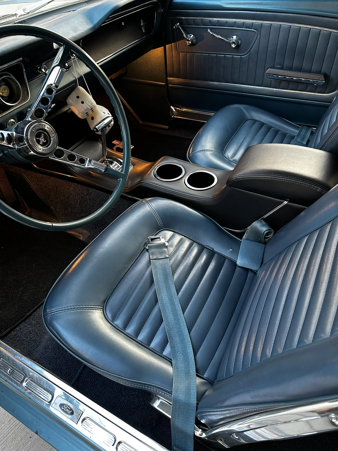 1965 Ford Mustang Coupe - photo 3