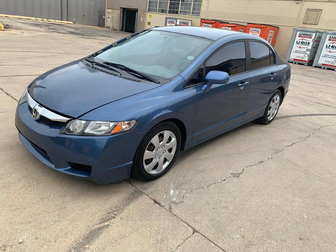 20010 BlueHonda Civic Sedan