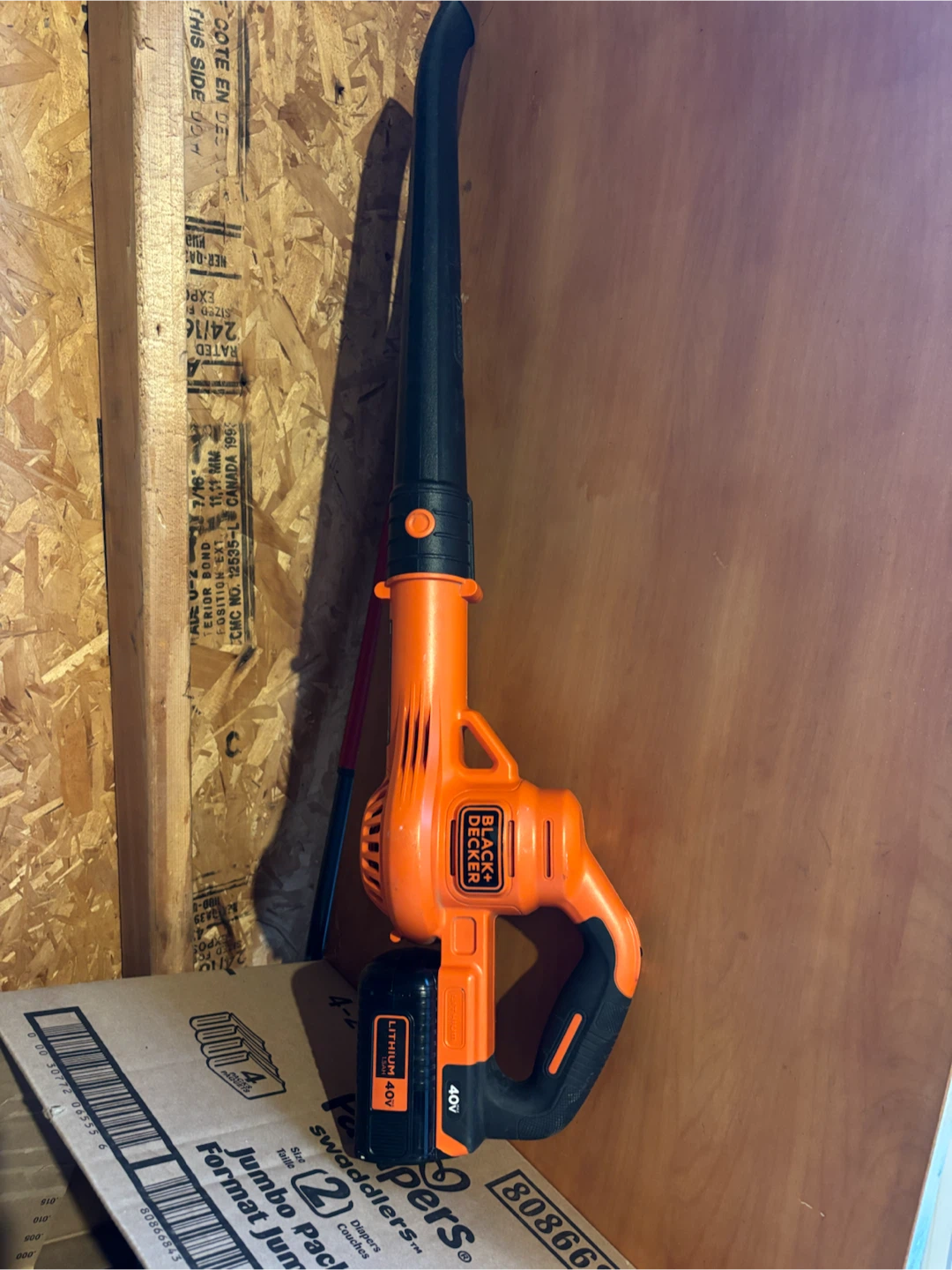 BLACK+DECKER Cordless Leaf Blower - photo 2