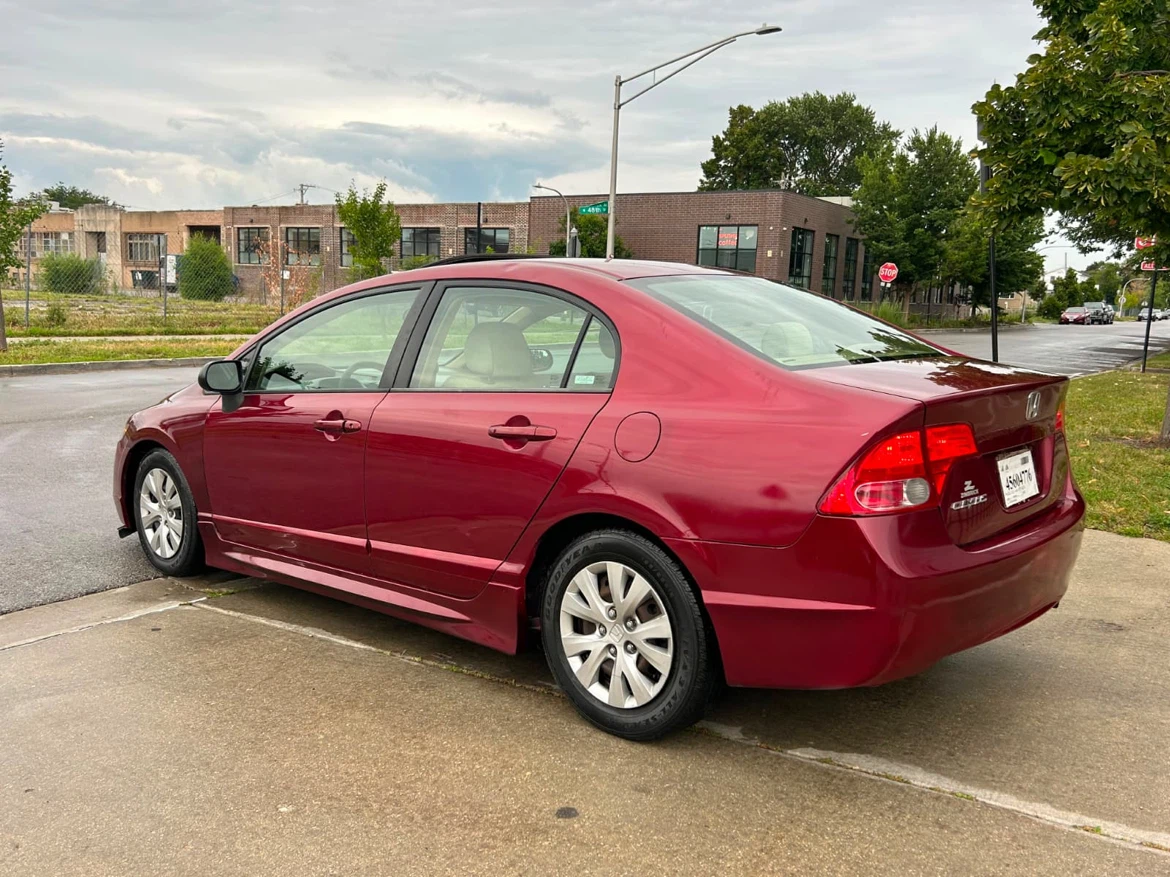 2006 Honda Civic Sedan con 141 mil millas - photo 3