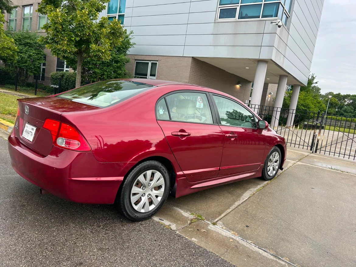 2006 Honda Civic Sedan con 141 mil millas - photo 4