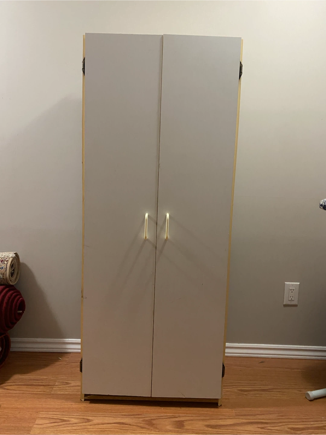White Storage Cabinet with Double Doors - photo 3