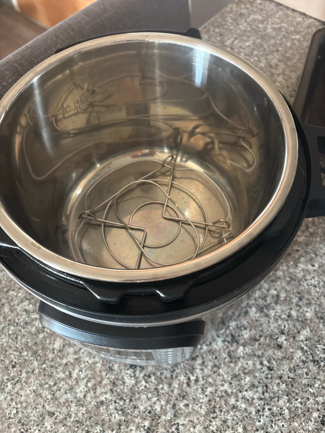 Instant Pot Duo 7-in-1 Electric Pressure Cooker - photo 2