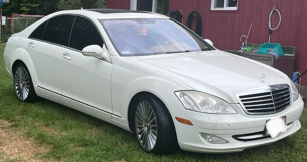 White Mercedes-Benz S450 4Matic Sedan