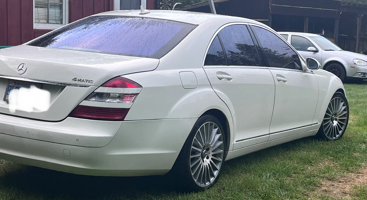White Mercedes-Benz S450 4Matic Sedan - photo 4