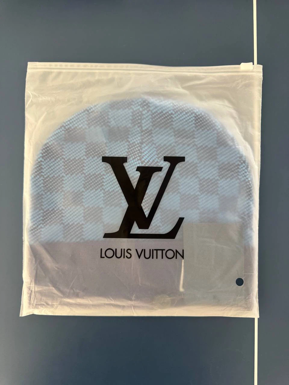 Louis Vuitton Beanie - photo 2