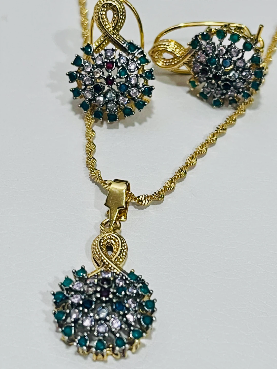 Small sets - photo 3