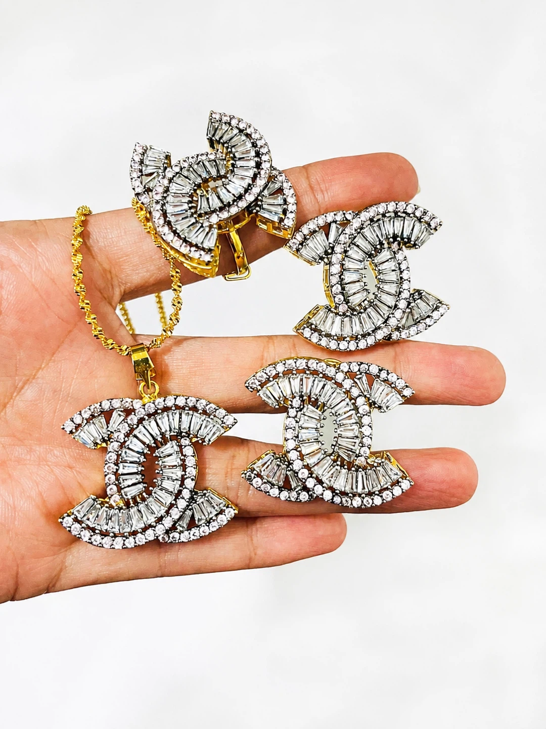 CC Pendant Necklace and Earrings Set