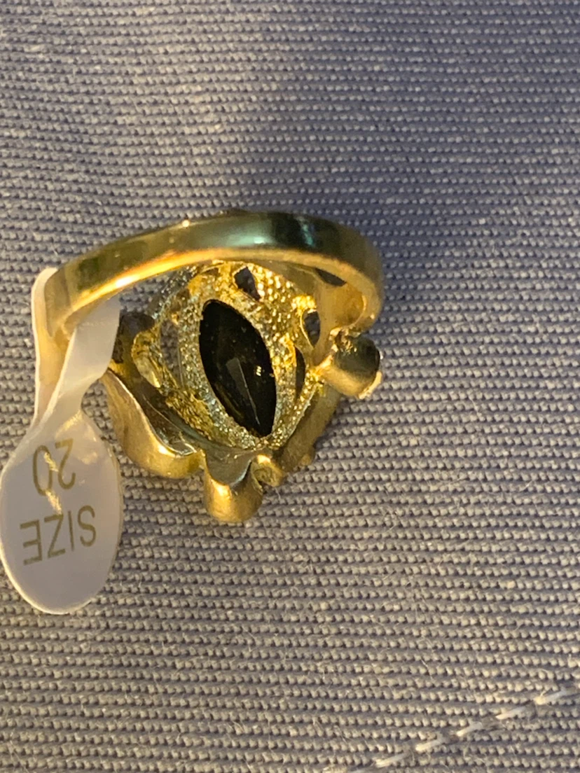 Gold-tone Ring with Black Marquise Stone and Crystals - photo 4