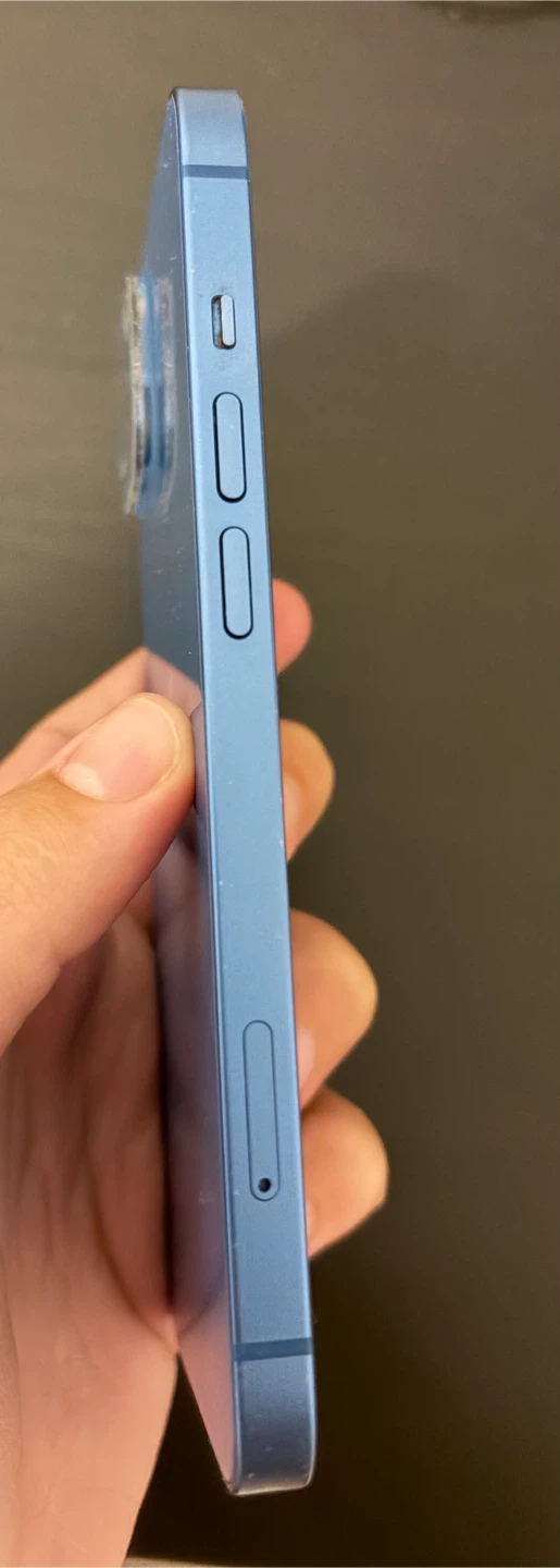 iPhone 13 Blue - photo 4