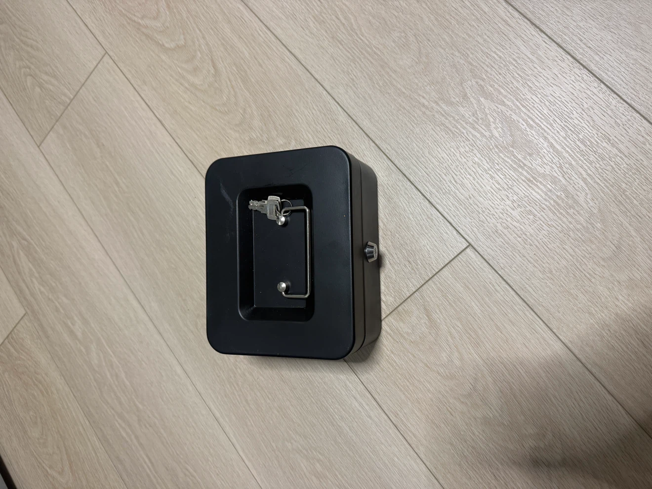 Black Cash Box with Key