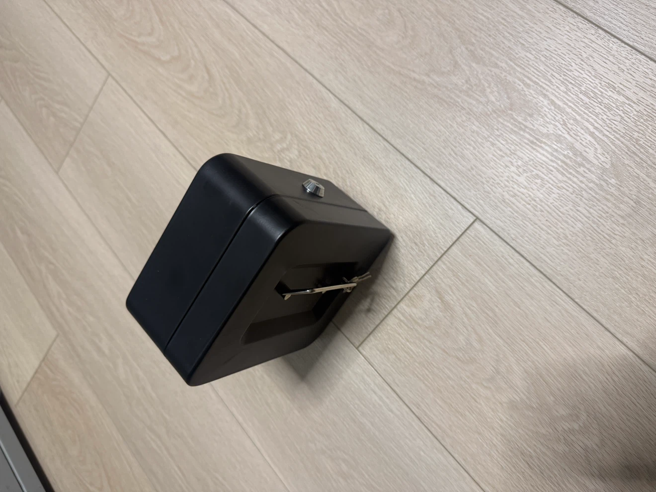 Black Cash Box with Key - photo 2