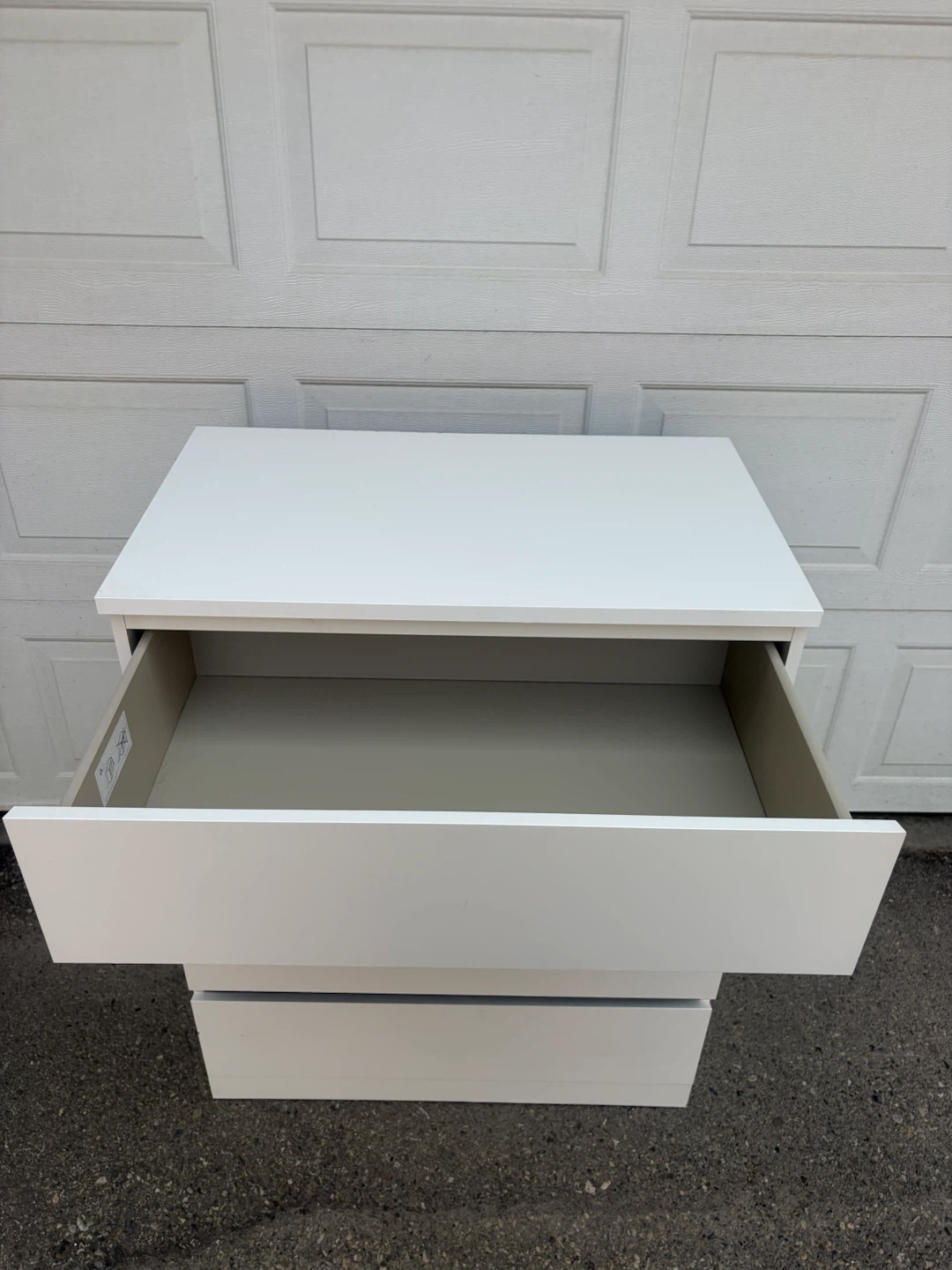 IKEA MALM dresser with 4 drawers - photo 2