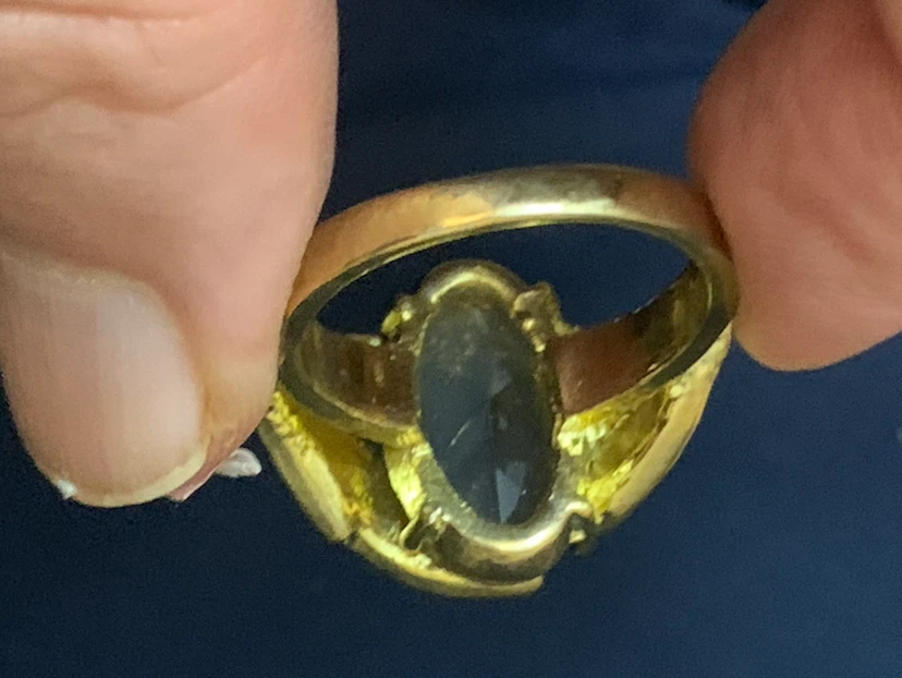 Gold tone ring with clear and yellow stones - photo 3