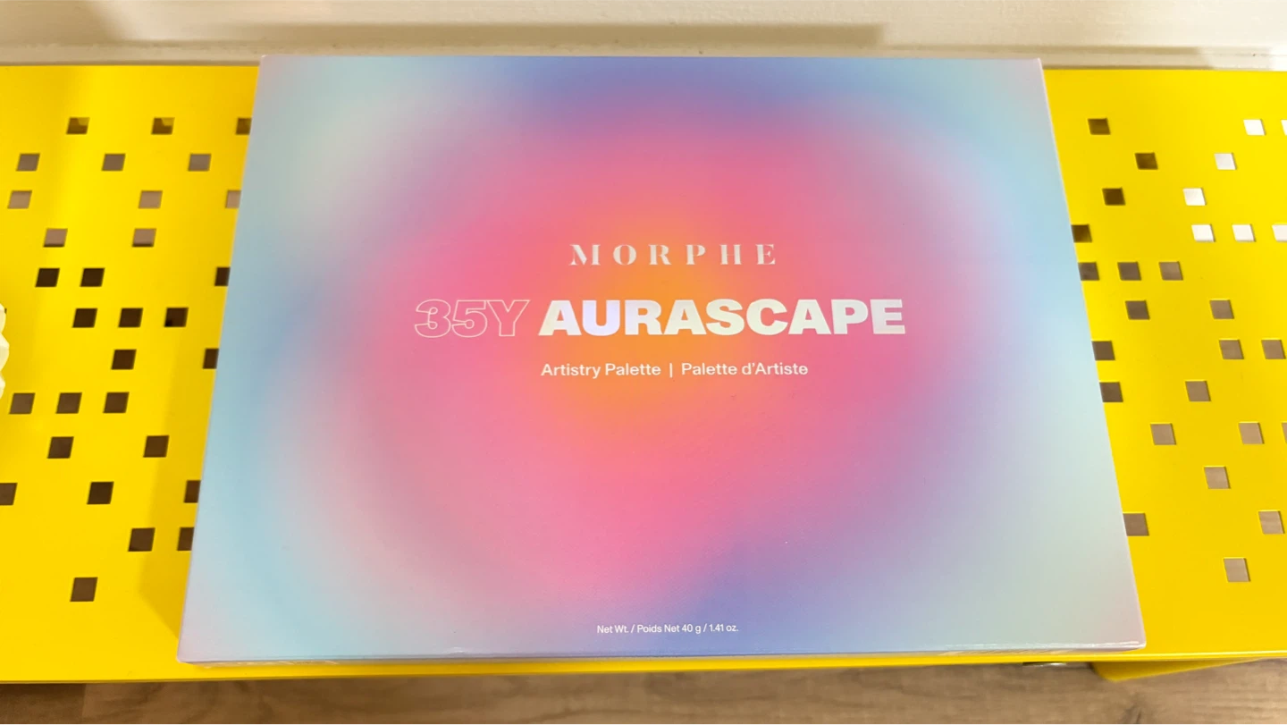 Morphe 35Y Aurascape Artistry eyeshadow Palette