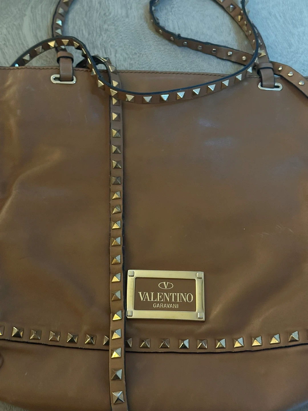 Valentino Garavani Brown Leather Rockstud Tote Bag - photo 5