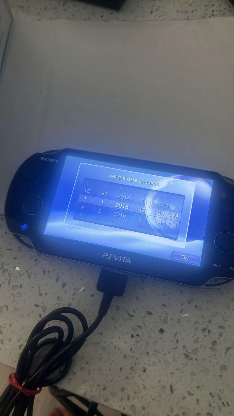Sony PlayStation Vita with Call of Duty game - photo 3