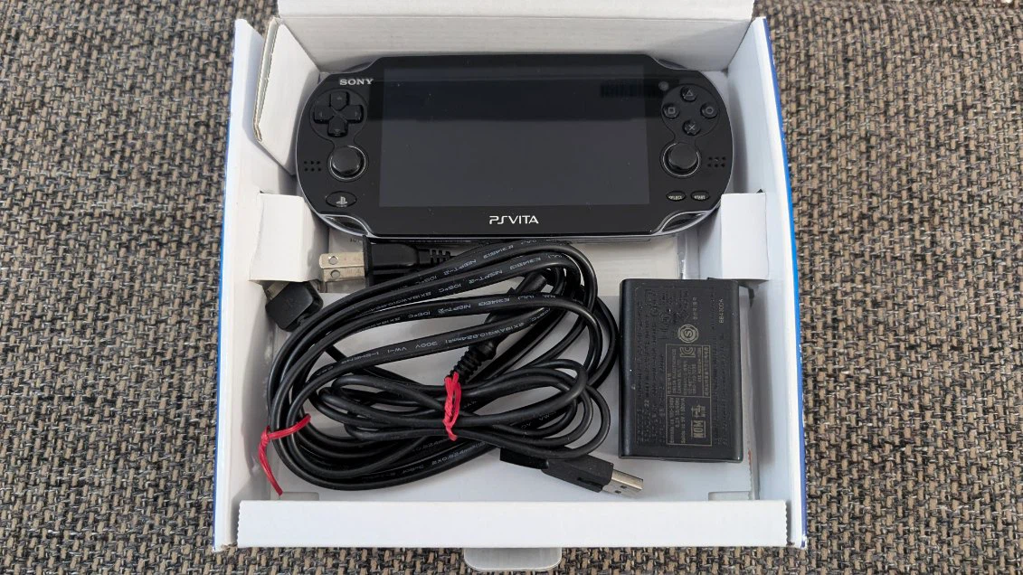 Sony PlayStation Vita with Call of Duty game - photo 4