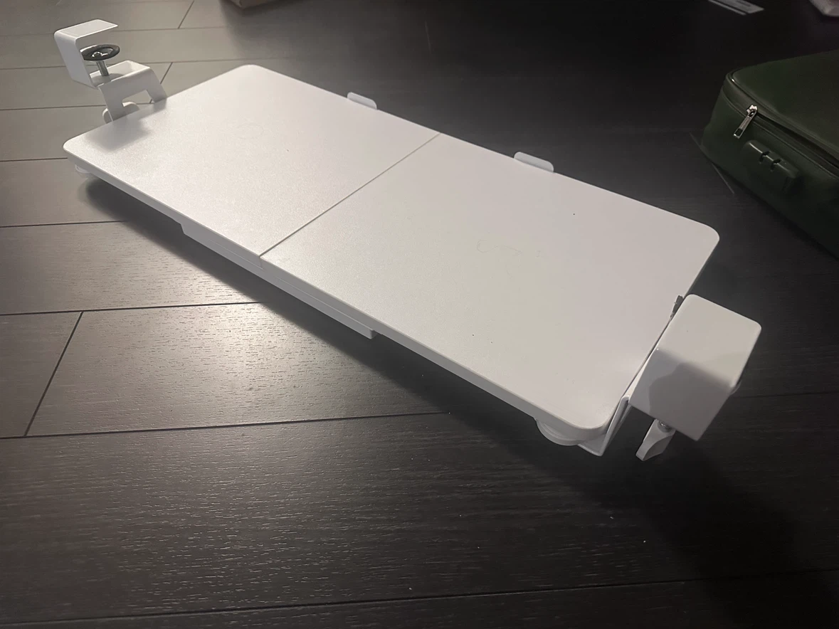 White keyboard tray - photo 2