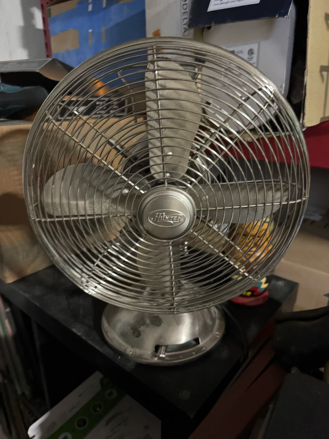 Hunter 90400 Table Fan