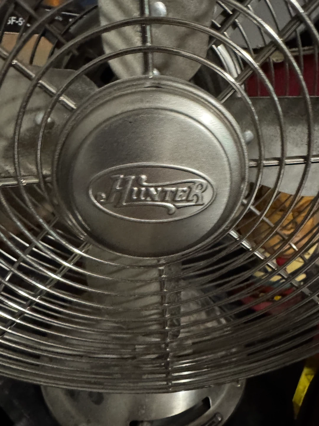 Hunter 90400 Table Fan - photo 2