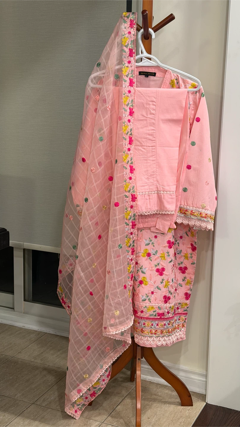 Agha  Noor Pink Embroidered three piece Set