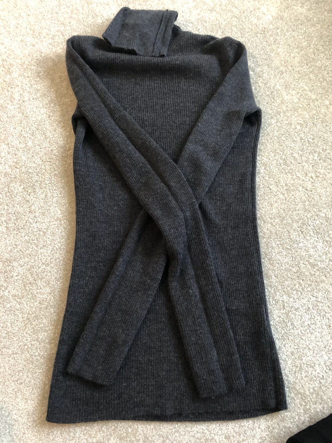 Uniqlo Sweaters and Turtlenecks size S