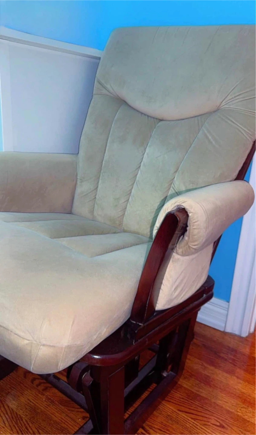 Glider Chair used but good condition - photo 2