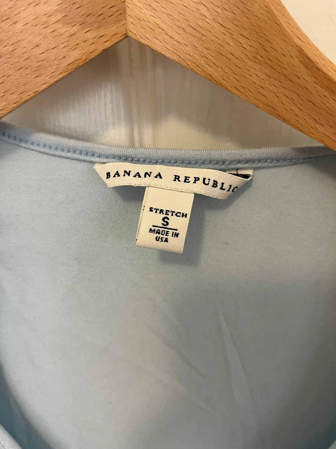 Banana Republic Light Blue V-Neck T-Shirt - photo 3