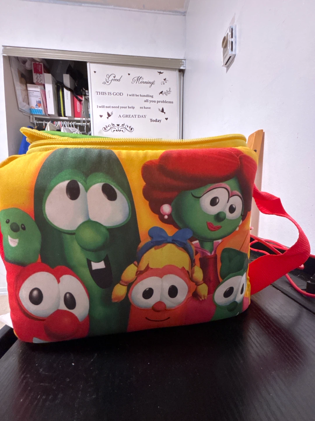 VeggieTales Movies & Lunch Bag
