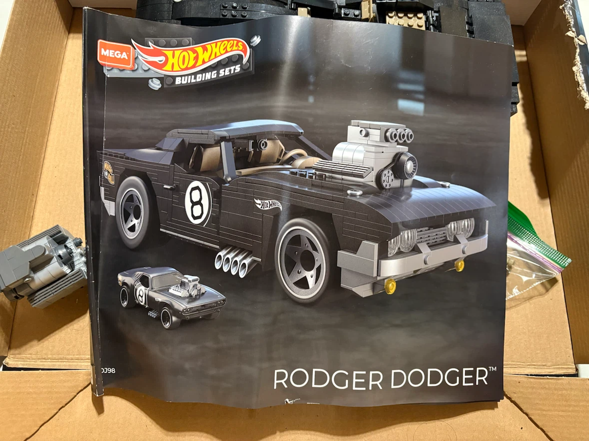 Mega Hot Wheels Rodger Dodger Building Set - photo 3