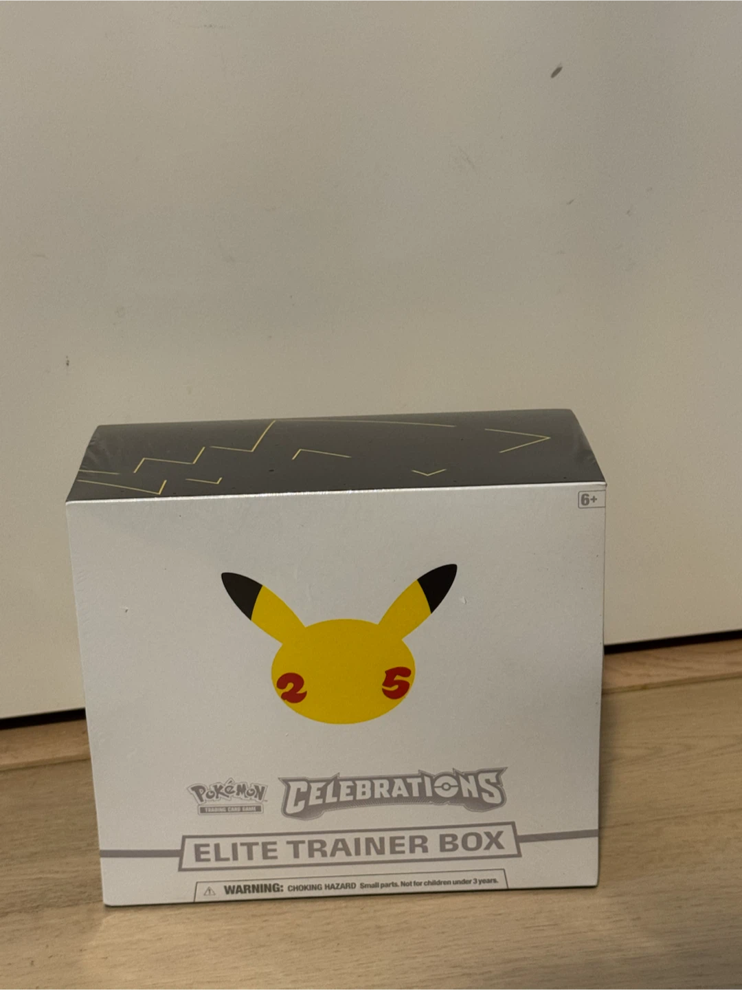 Celebrations 25th anniversary elite trainer box