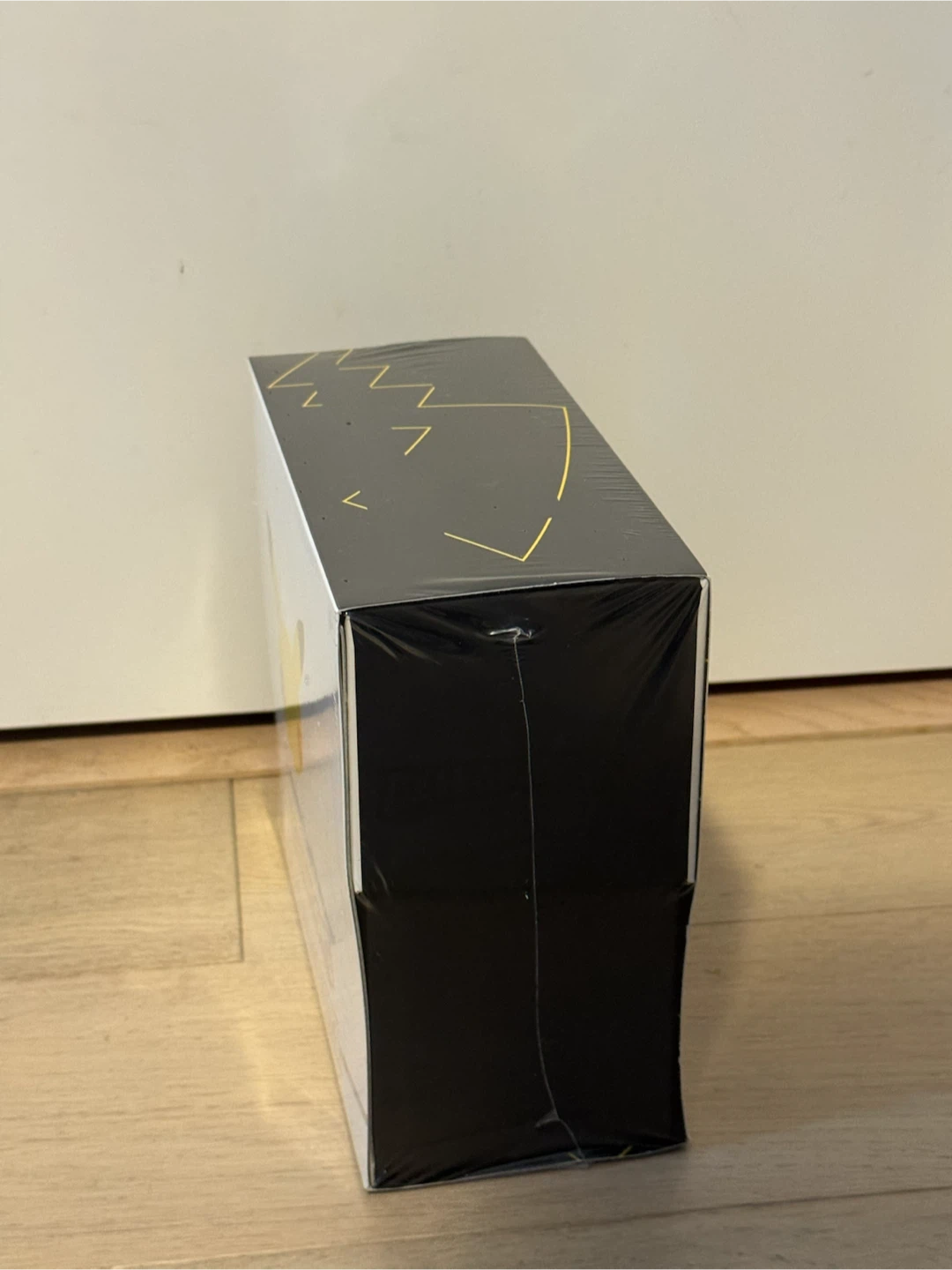 Celebrations 25th anniversary elite trainer box - photo 2