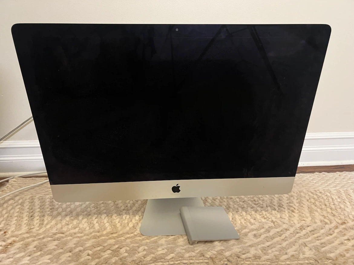 Apple iMac Desktop Computer