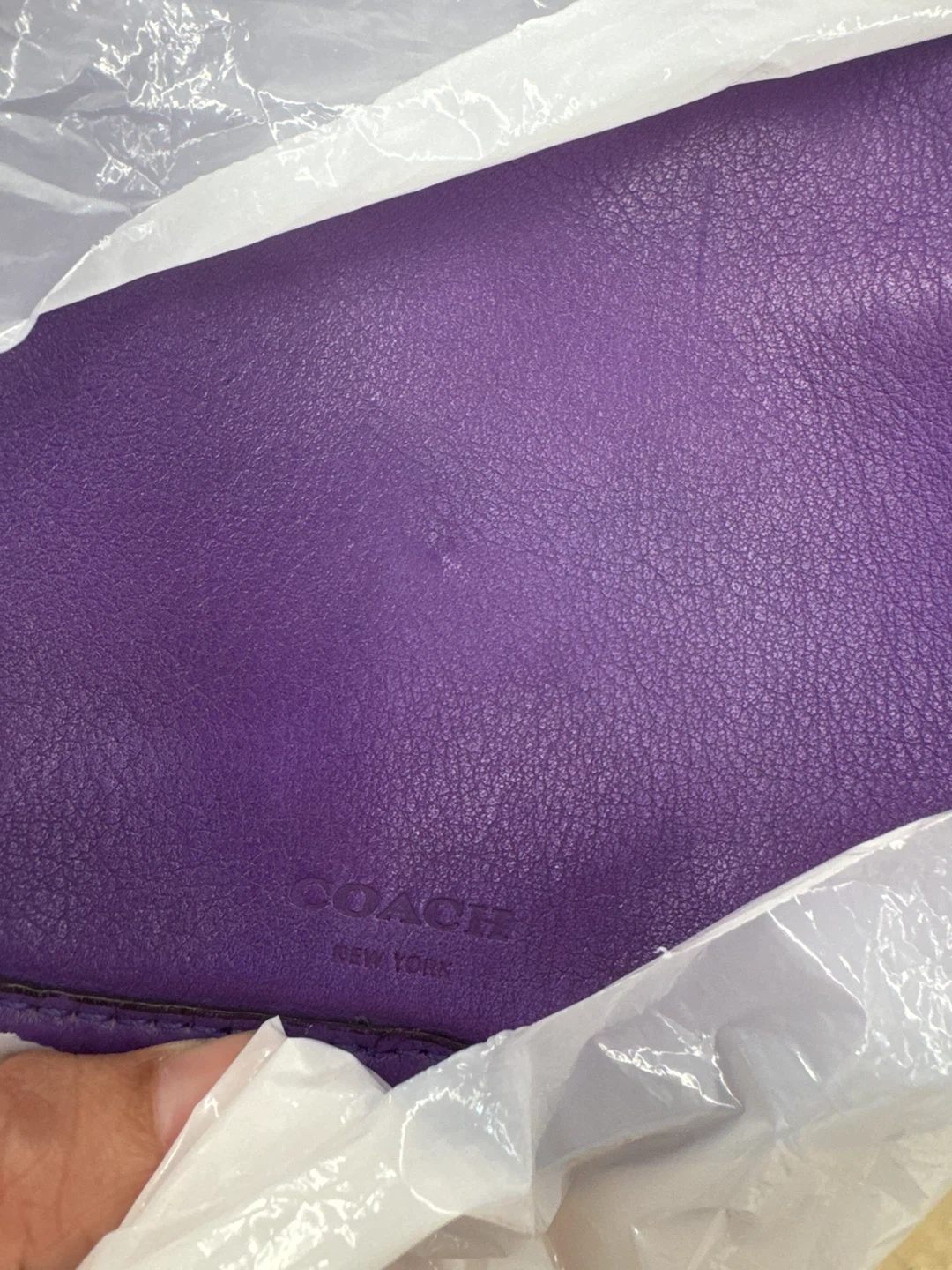 Coach - Vintage New York Purple Leather Crossbody Bag - photo 2