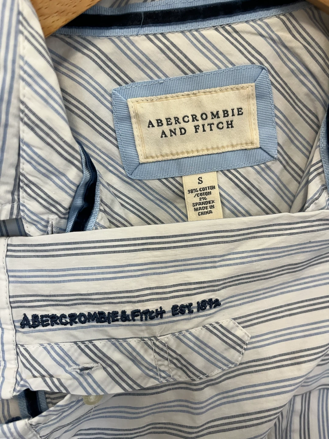 Abercrombie & Fitch Striped Button-Up Shirt - Size S - photo 3