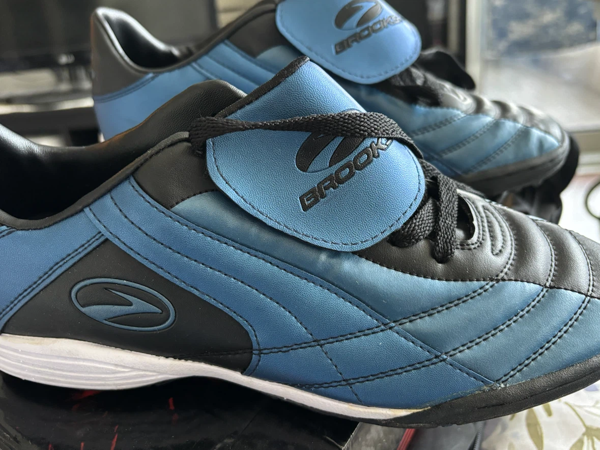 BROOKS - “Flash” Soccer/Futbol - Blue/Black - Men’s 8