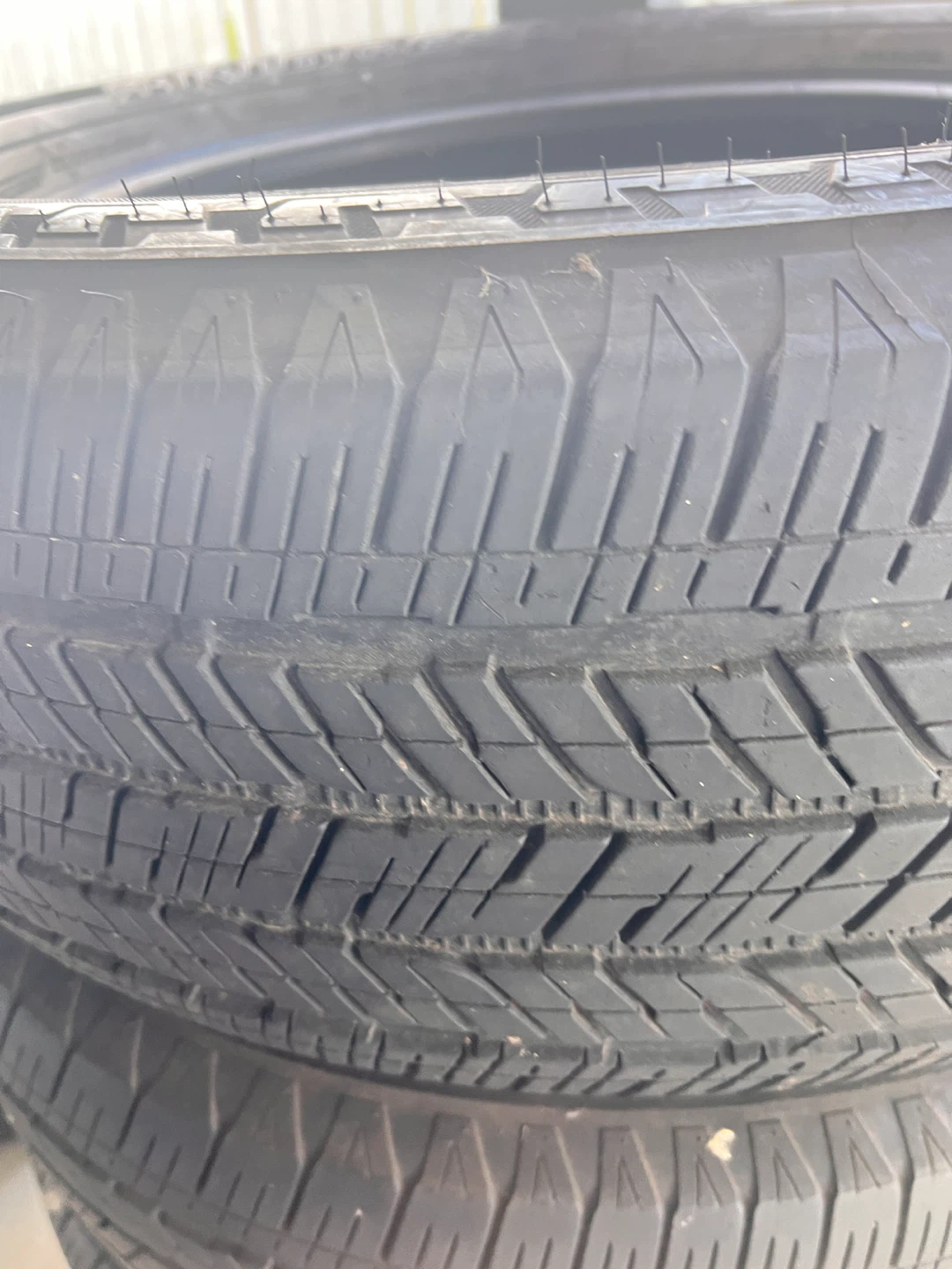 Bridgestone 265/60/20