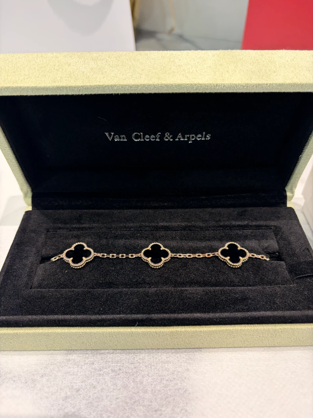 Van Cleef & Arpels Sweet Alhambra Bracelet - photo 2
