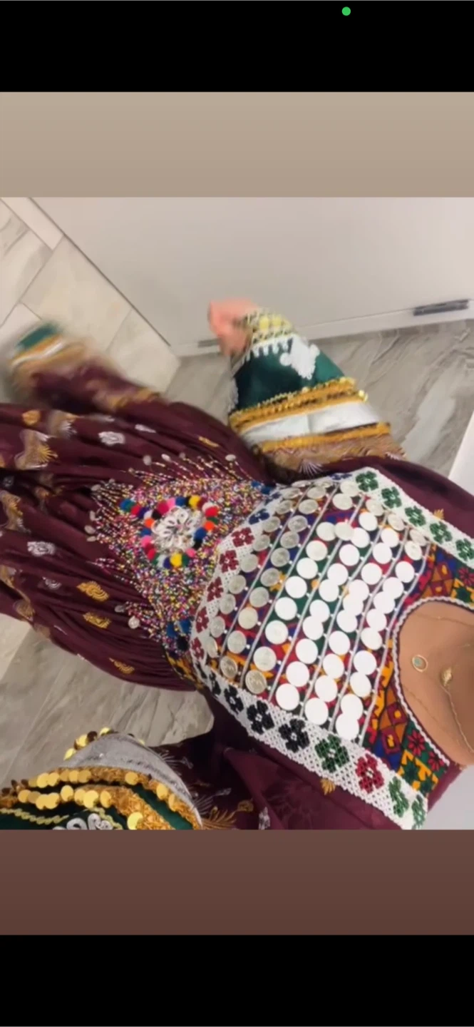 Handmade Persian Dress - photo 2