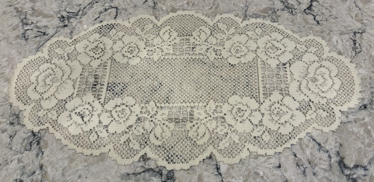 Vintage Handmade Cream Filet Lace Doily Set – Large Oval & Round - photo 2