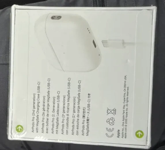 Apple AirPods Pro (2nd generation) with MagSafe Charging Case
