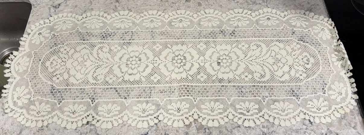 Vintage White/Ivory Floral Lace Dresser Scarf / Table Runner