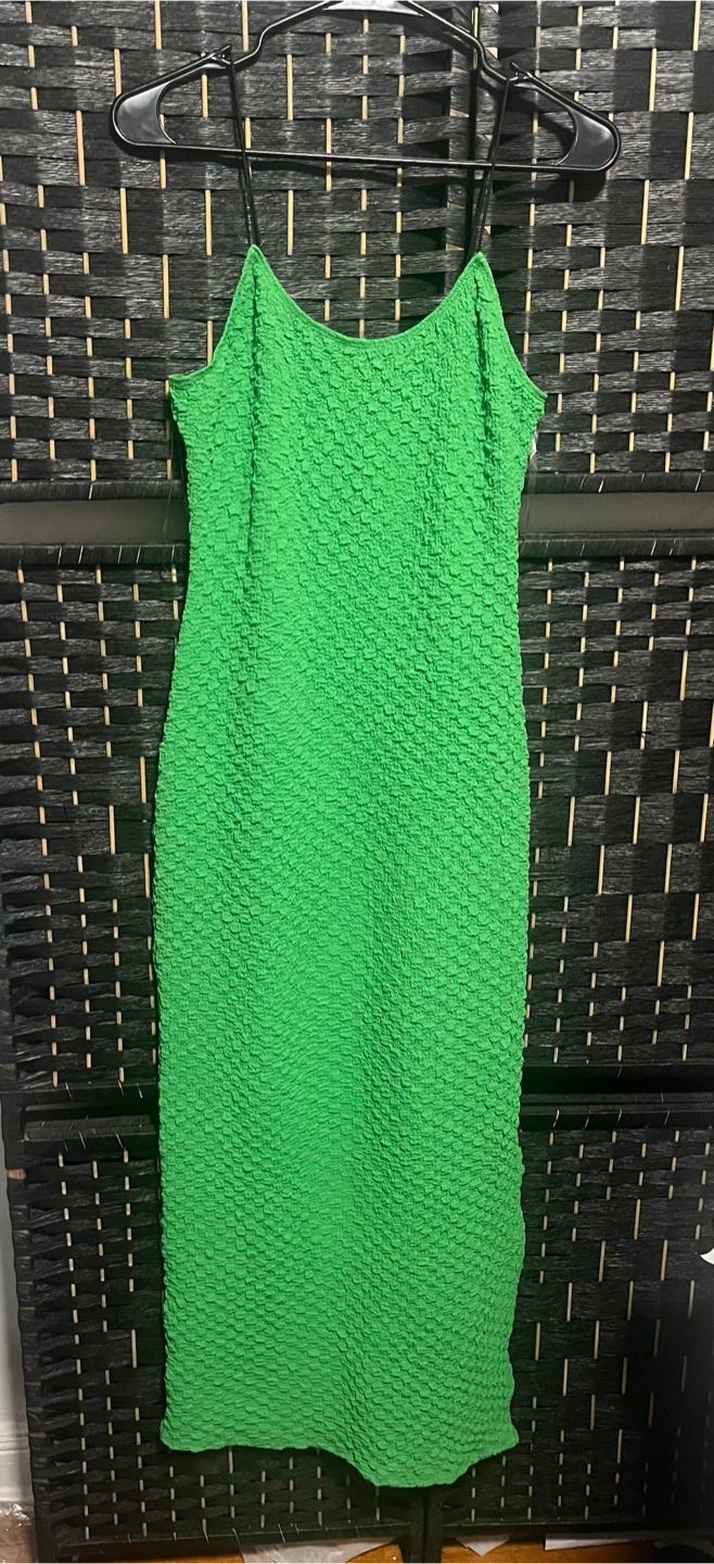 Green Textured Bodycon Dresss size  M - photo 2