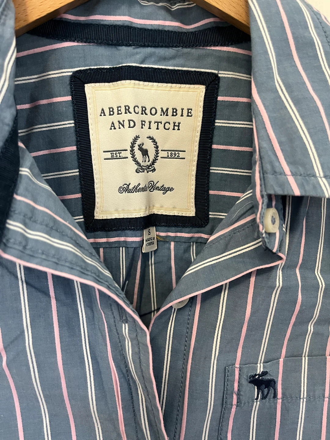 Abercrombie & Fitch Striped Button-Up Shirt - photo 3