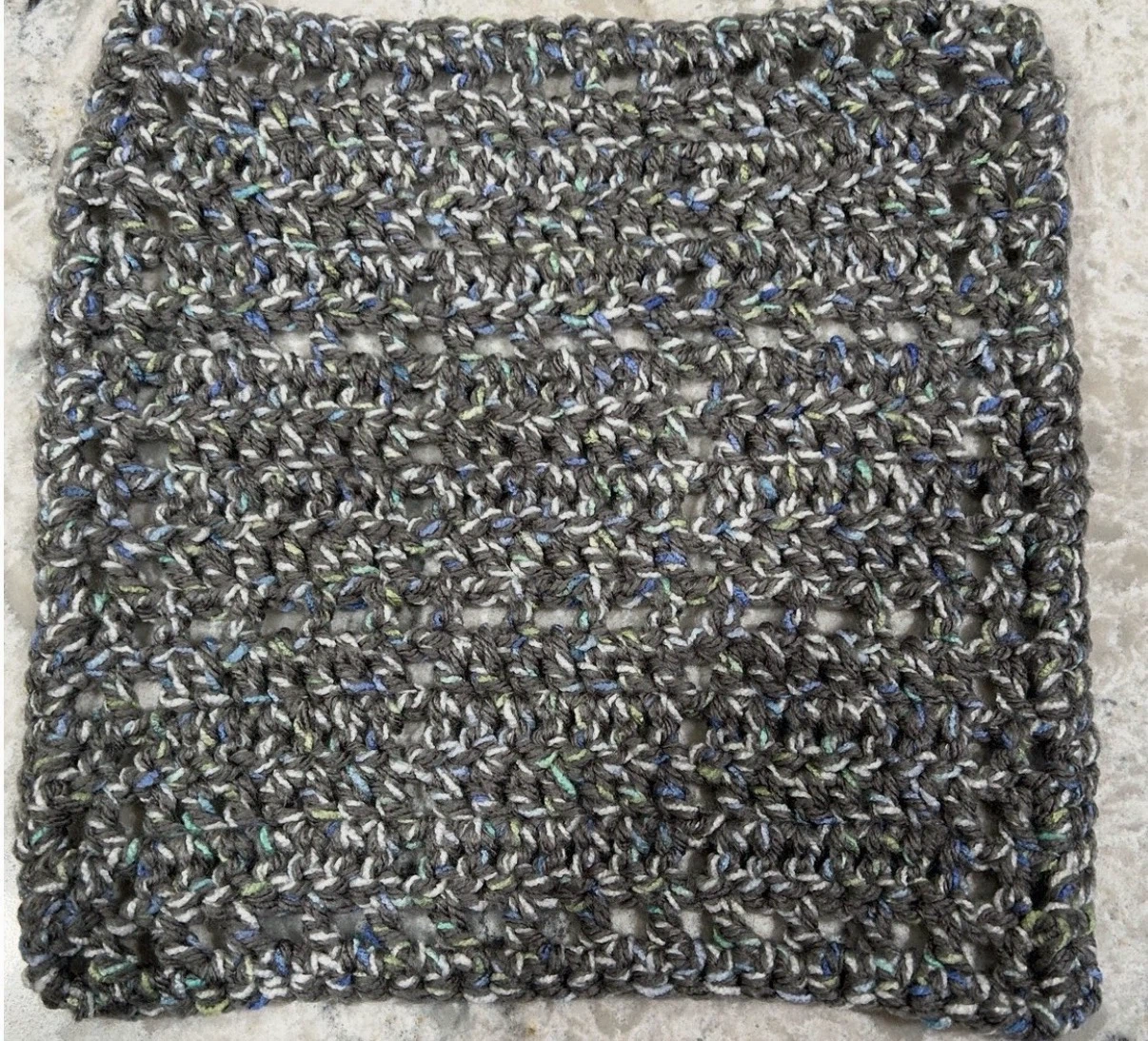 Pair of 100% Acrylic Wool Cozy/Hot Plate/Pot Holder/Dish Cloth - photo 3