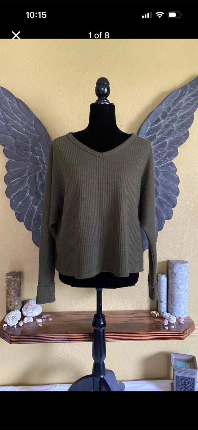 Sadie And Sage Overside Thermal Waffle Knit V-neck Long-sleeve