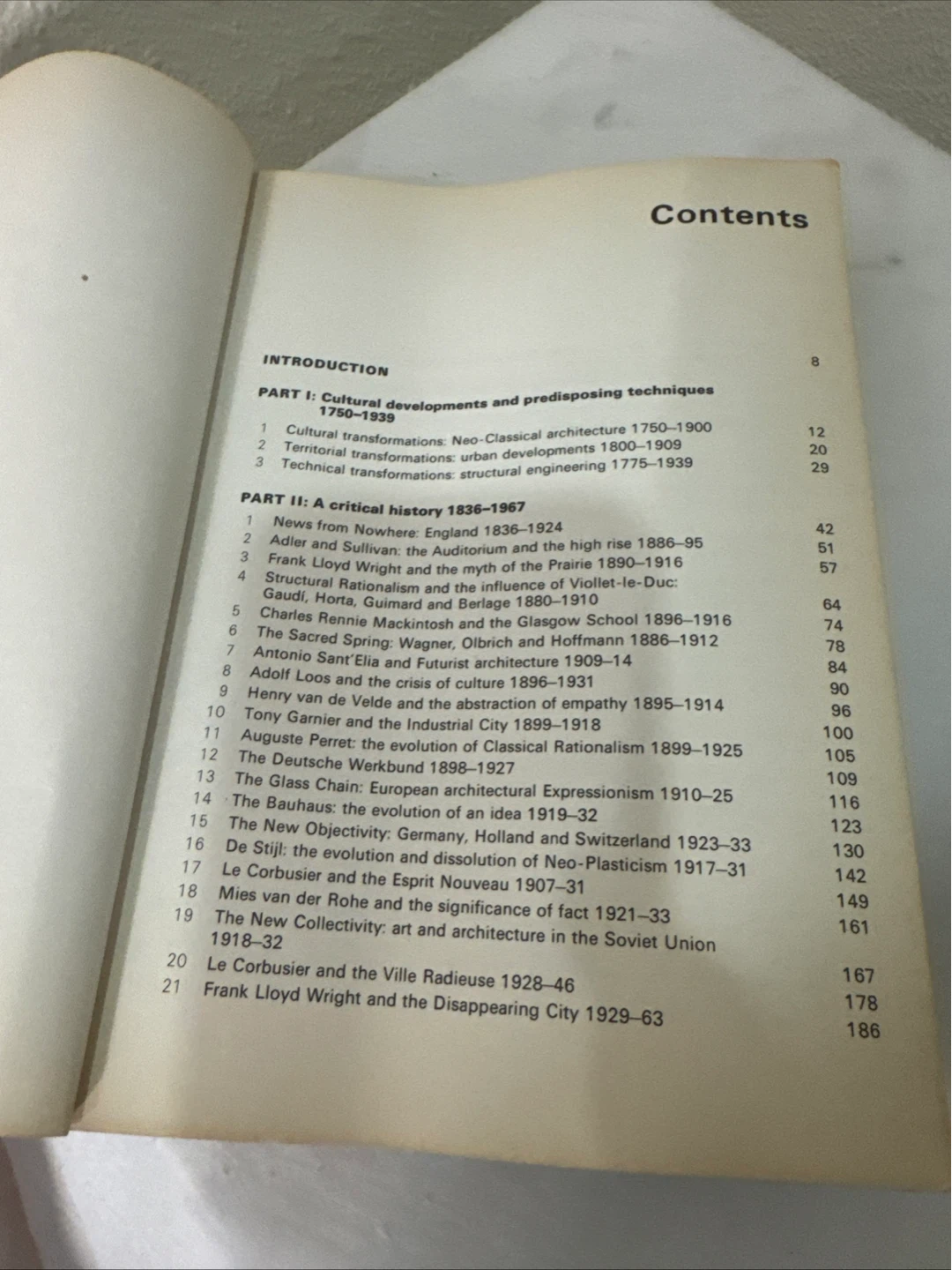 Modern Architecture: A Critical History by Kenneth Frampton - photo 4