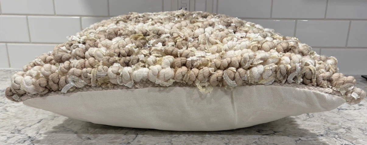 425 South Los Angeles Bouclé Textured Accent Throw Pillow - photo 3